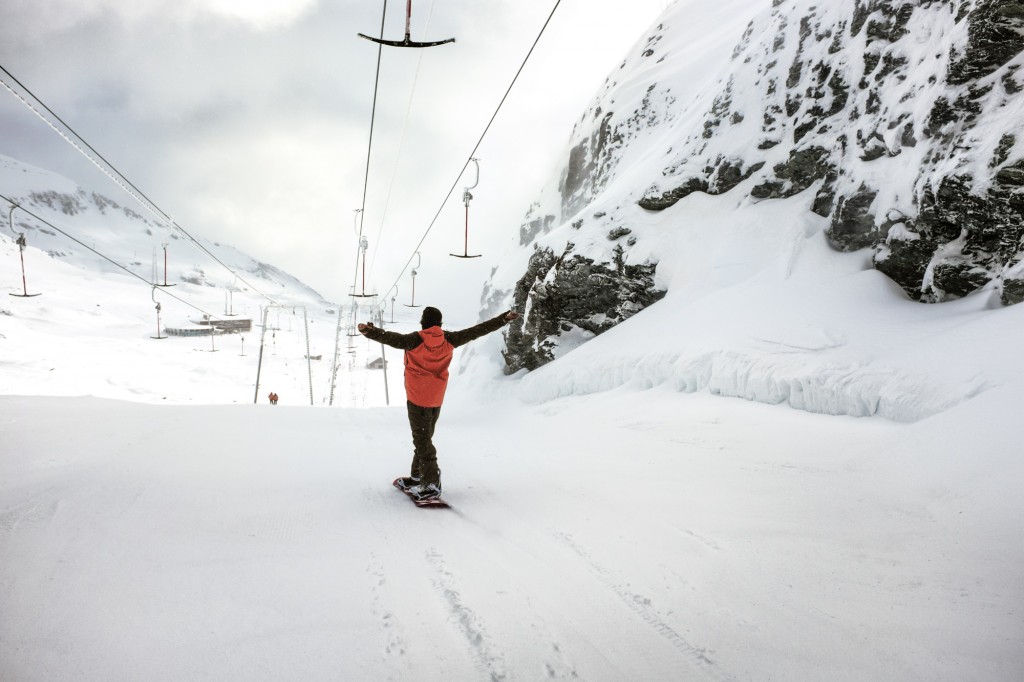 Life is hard in Laax. © Daniel Loosli