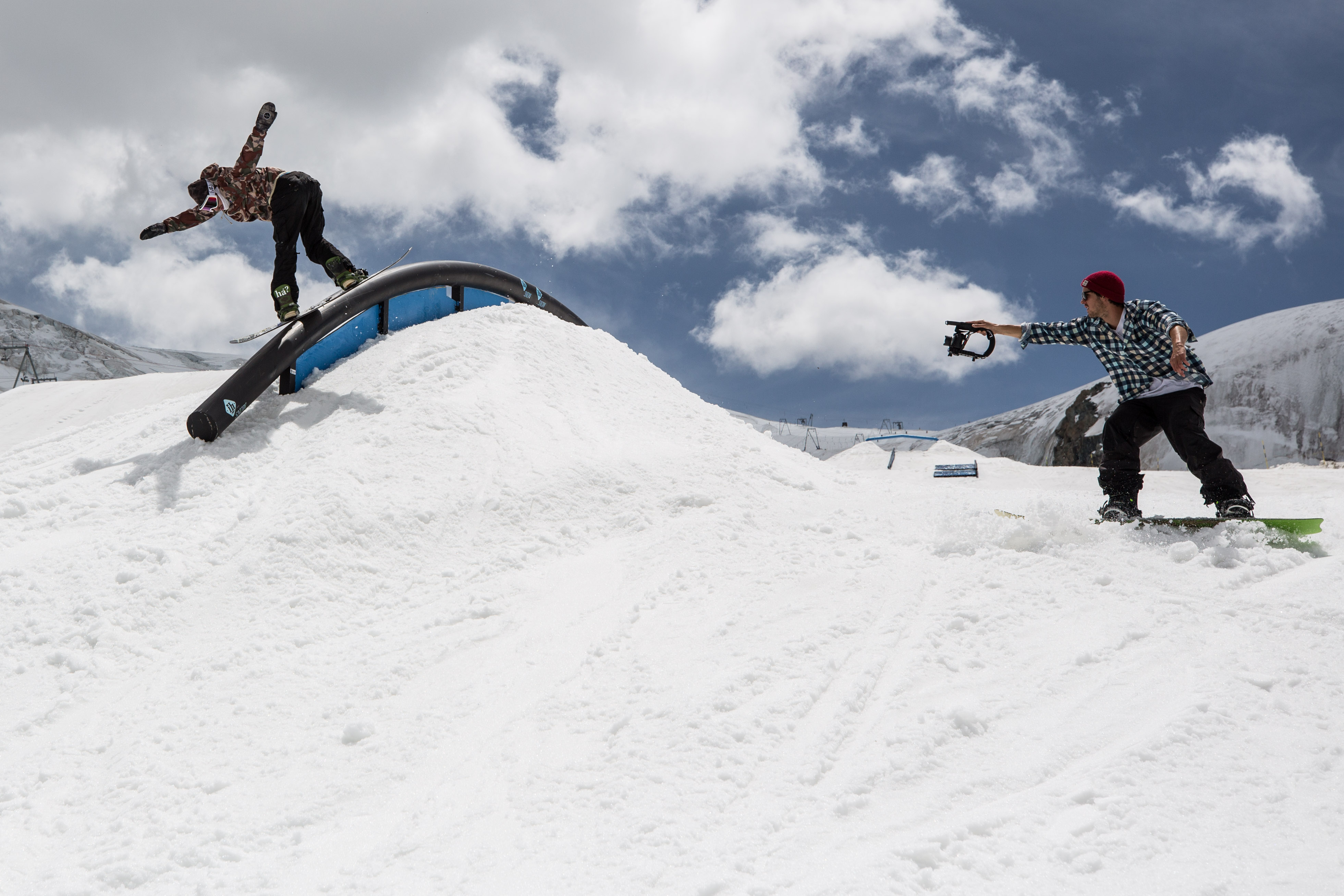 William-Arnold_Boardslide__Zermatt_Kuno-Egli